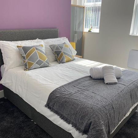 2B Spv Double En-Suite Room Wakefield Exterior photo